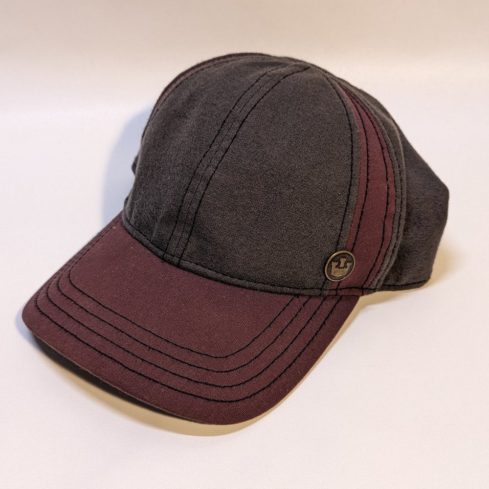 Goorin Bros Brothers Baseball cap hat maroon and grey elastic back plaid brim